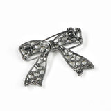 Brosa din aliaj argintie cu cristale V10