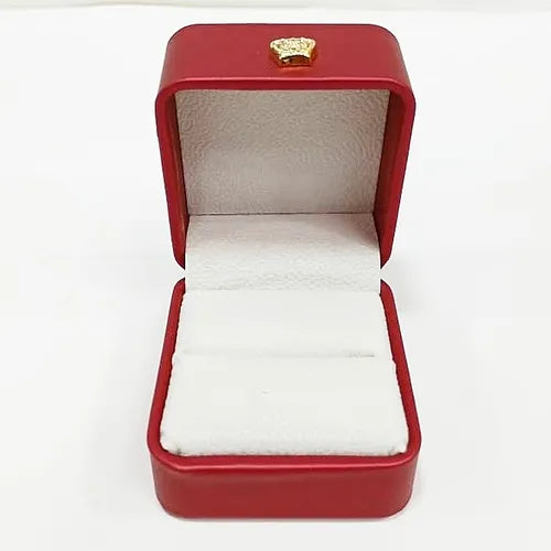 Cutie Cadou din imitatie piele rosie model patrat mare pentru Bijuterii si Brosa