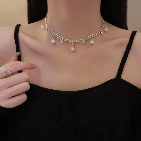 Colier din aliaj cu cristale zirconiu si perle C10