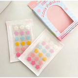 Plasturi antiacneici USHAS – set 36 bucăți, formă floricică, culori pastel ***