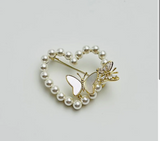 Brosa eleganta cu perle model inima - Shiny Beauty