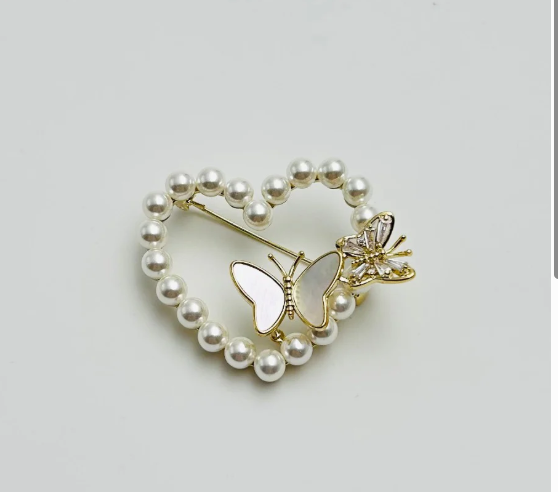 Brosa eleganta cu perle model inima - Shiny Beauty