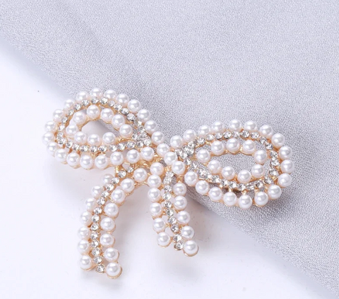 Brosa din aliaj aurie cu perle - Shiny Beauty