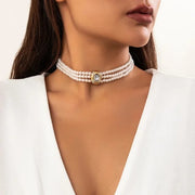 Colier choker alb cu perle