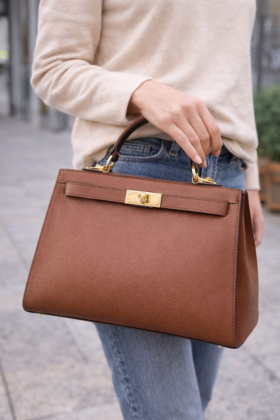 Poseta piele naturala Maro Cald - Shiny Beauty
