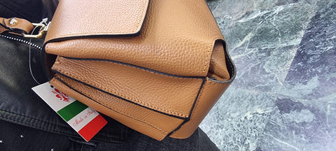 Poseta piele naturala  camel 77 - Shiny Beauty