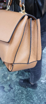 Poseta piele naturala  camel 77 - Shiny Beauty