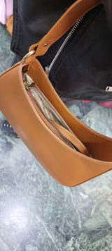 Poseta piele naturala marime medie 6736 - Shiny Beauty