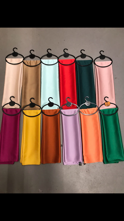 Esarfa Dama din satin patrata 16