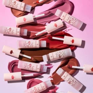 Essence Ruj lichid hydra kiss LIP TINT Blushing Nude 01 Essence, 4 ml