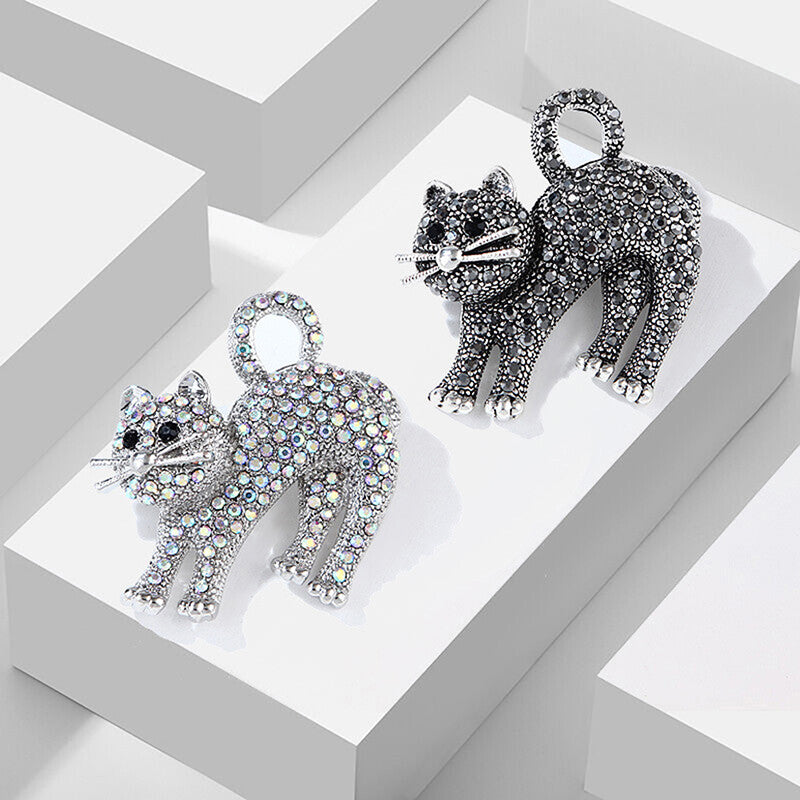 Brosa din aliaj argintie pisica v9